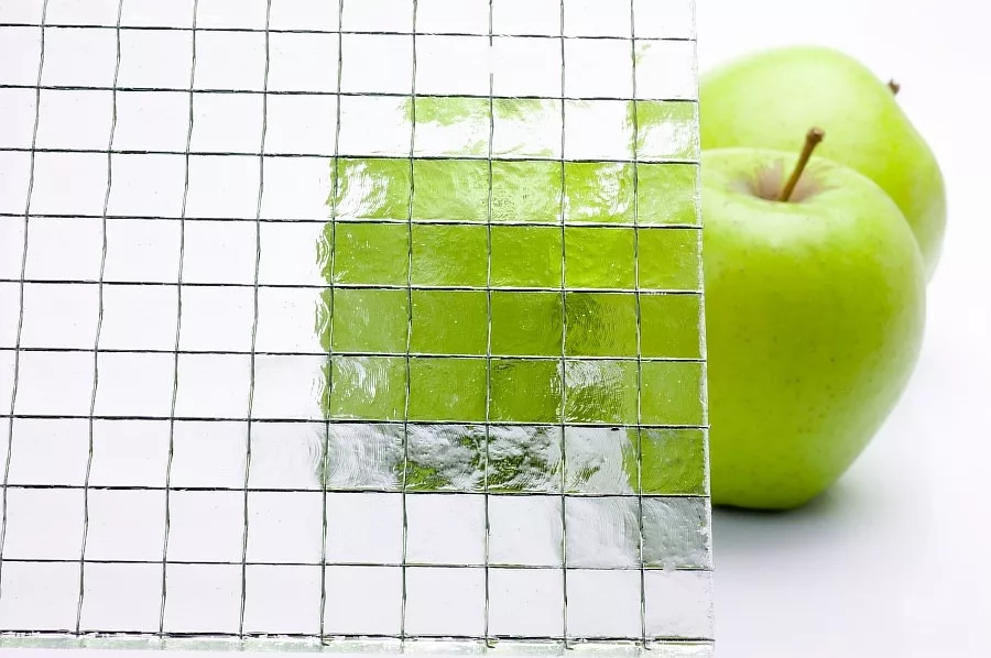 Армированное стекло 2100х2400 мм